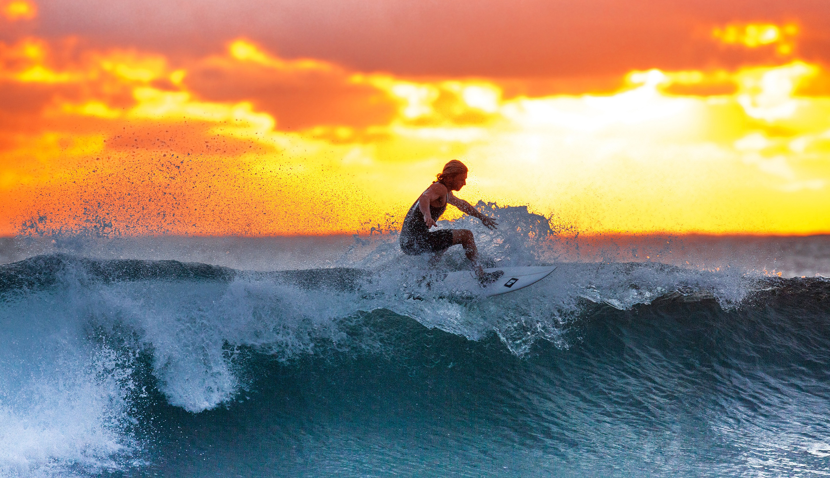 There is consistent reports from surfers and academic research showing strong correlations between surfing and experiences of "flow".